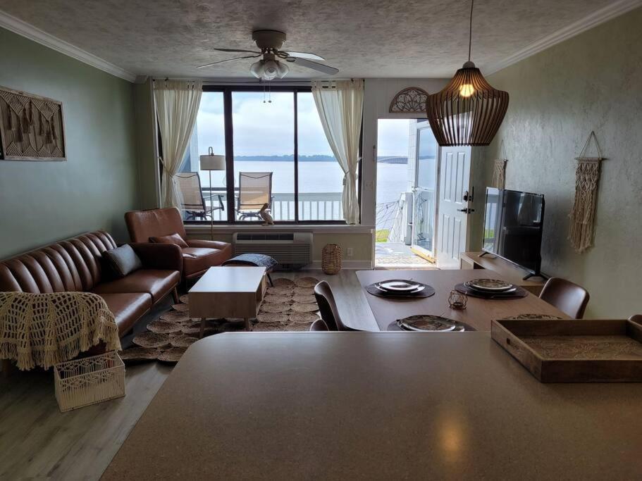 Romantic Getaway Bayside Panacea Экстерьер фото